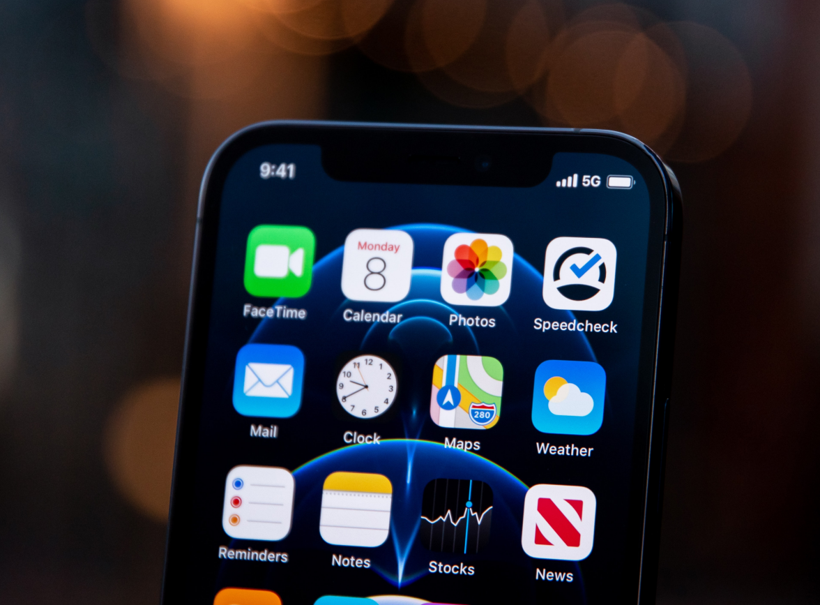 打安镇苹果手机维修分享为什么 iPhone 12 在冬季会自动关机 